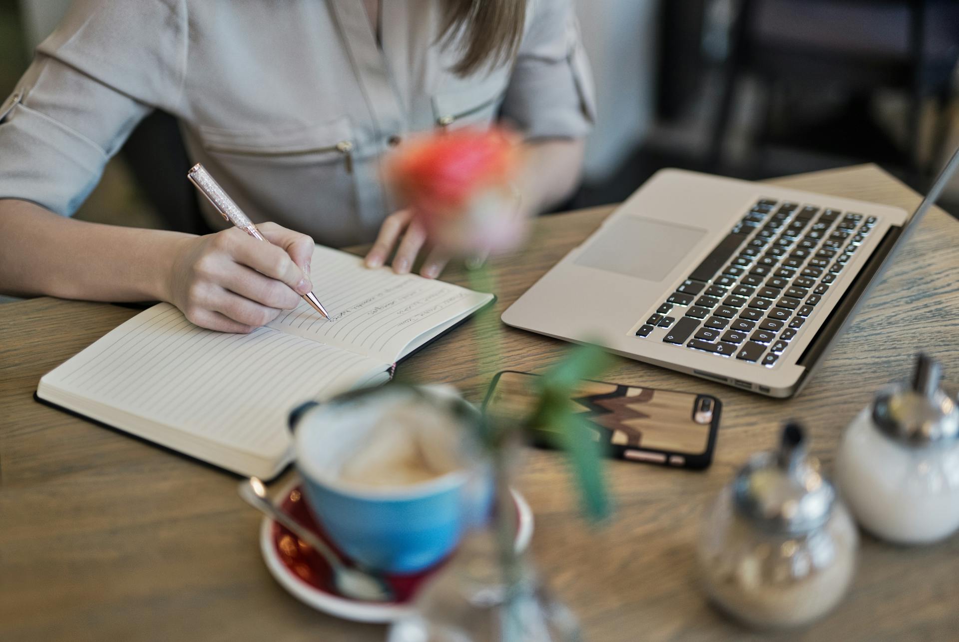 How to Start Content Writing in India (Beginner's Guide 2025)